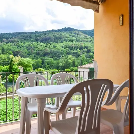 Falga Casa Con Jardin En El Corazon De