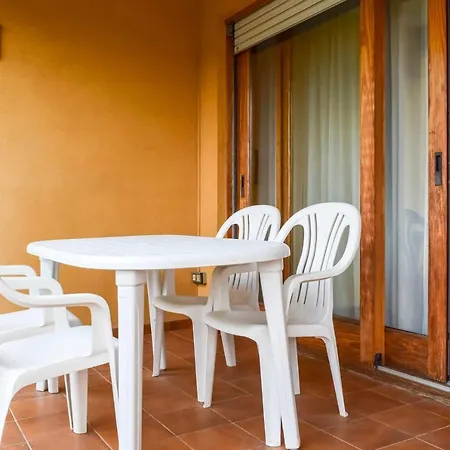 Дом отдыха Falga Casa Con Jardin En El Corazon De Бесалу